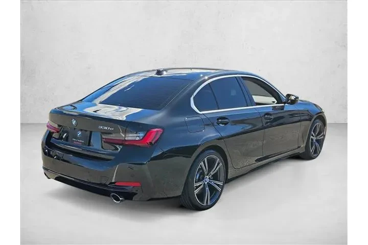 $32905 : BMW 3 Series 2024 330e 4dr S image 5