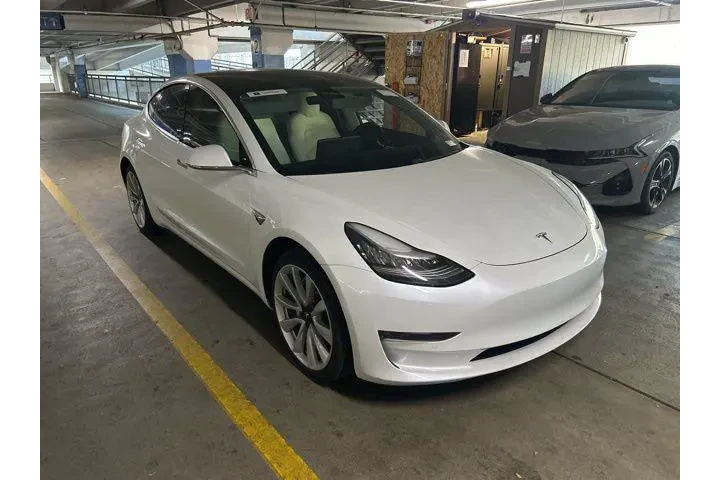 $21995 : Tesla Model 3 2020 AWD Long image 1