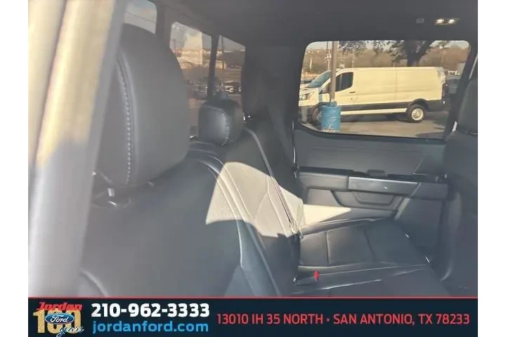 $39988 : Ford F-150 2022 4x4 Platinum image 10