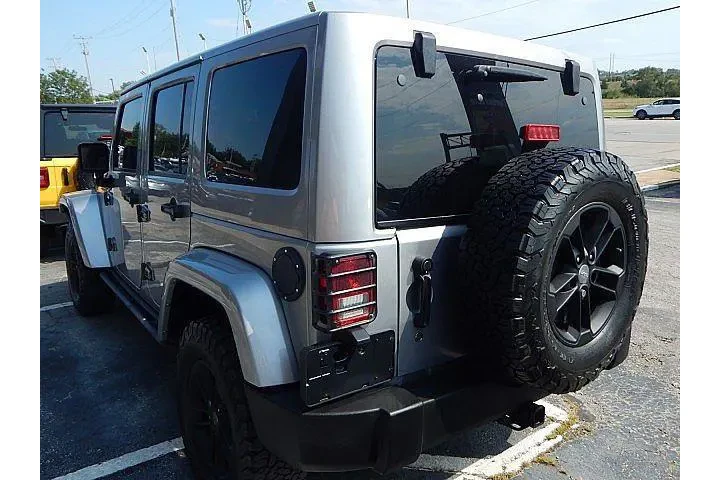 $24366 : Jeep Wrangler Unlimited 2017 image 6