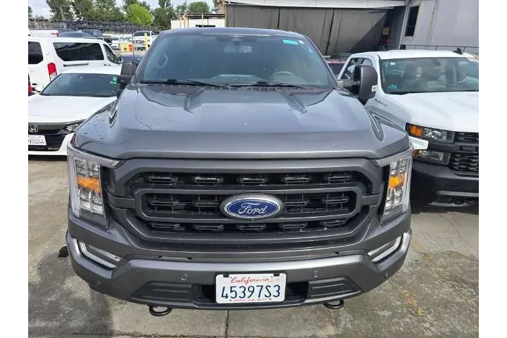 $37900 : Ford F-150 2023 4x4 Platinum image 2