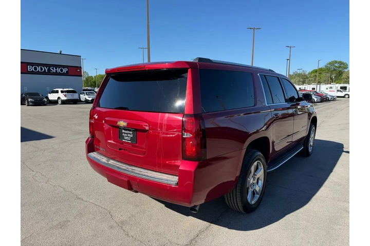 2015 Suburban LTZ image 2