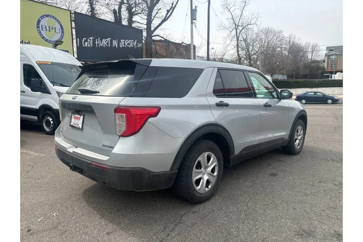 $19499 : 2020 Explorer Hybrid Police I image 7