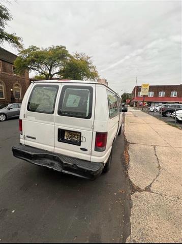 $2500 : Vendo van image 5