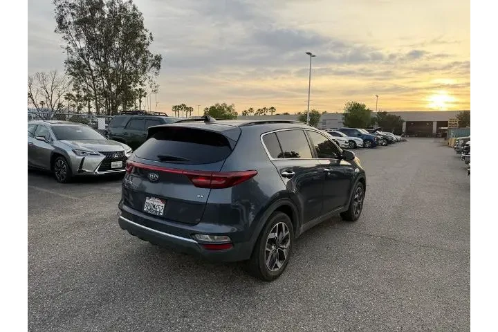$15900 : Kia Sportage 2021 AWD EX 4dr image 3
