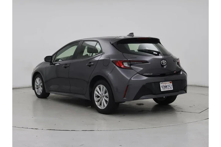 $24998 : Toyota Corolla Hatchback 202 image 2