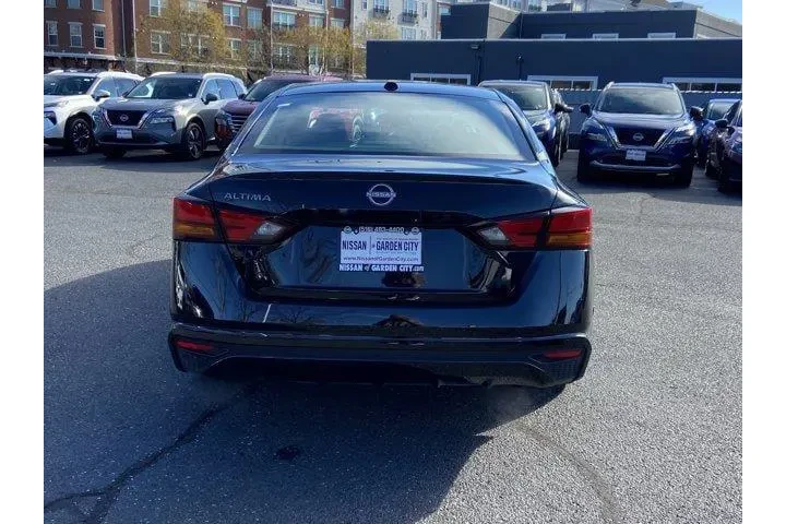 $19550 : Nissan Altima 2025 2.5 S 4dr image 5