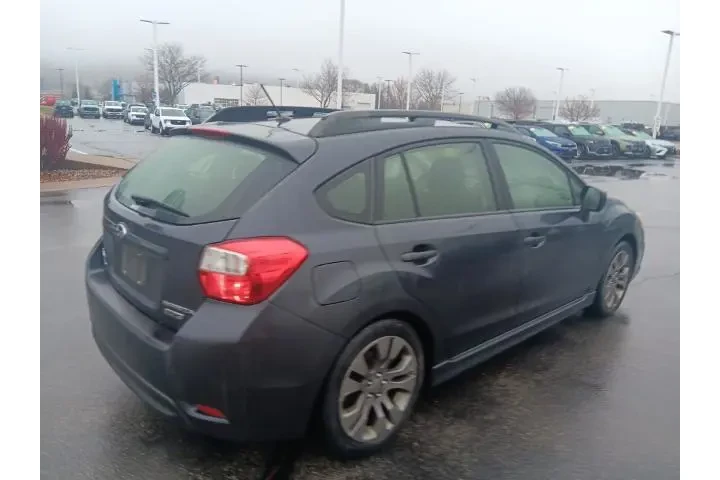 $7500 : Subaru Impreza 2013 AWD 2.0i image 7