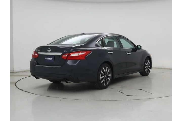 $14998 : Nissan Altima 2016 2.5 SV 4d image 8