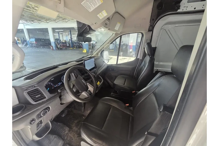 $36950 : Ford Transit 2022 AWD 350 3d image 10