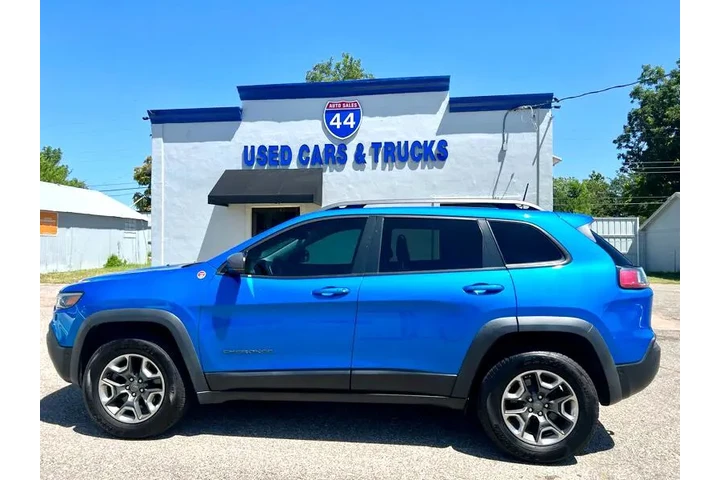 $18995 : 2019 Cherokee Trailhawk 4WD image 4