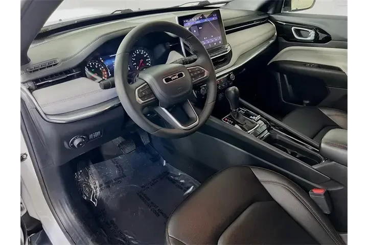 $21500 : Jeep Compass 2024 4x4 Limite image 9