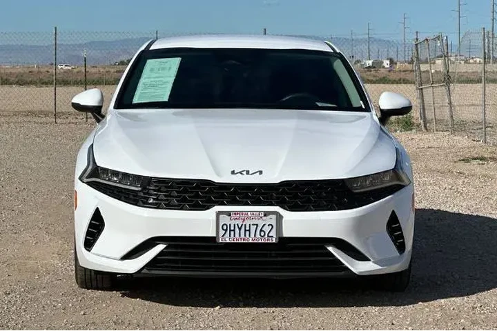 $19500 : Kia K5 2024 LXS 4dr Sedan image 10