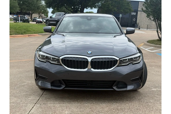 $15800 : 2019 BMW 330i image 2