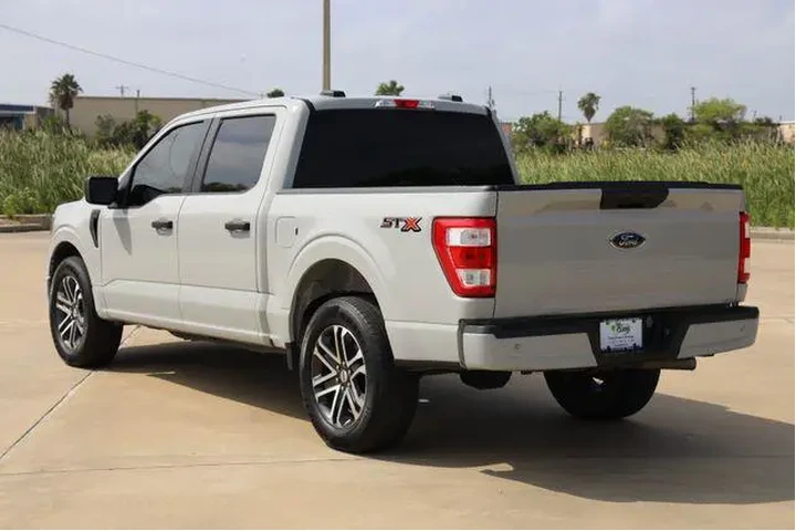 $34299 : Ford F-150 2023 4x2 XL 4dr S image 6