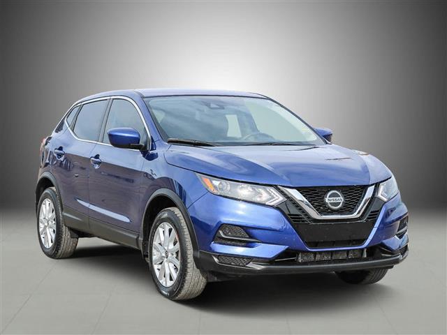 $17300 : Pre-Owned 2020 Nissan Rogue S image 3