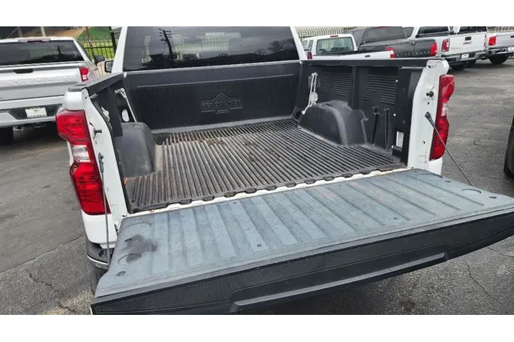 $24999 : 2019 Silverado 1500 image 6