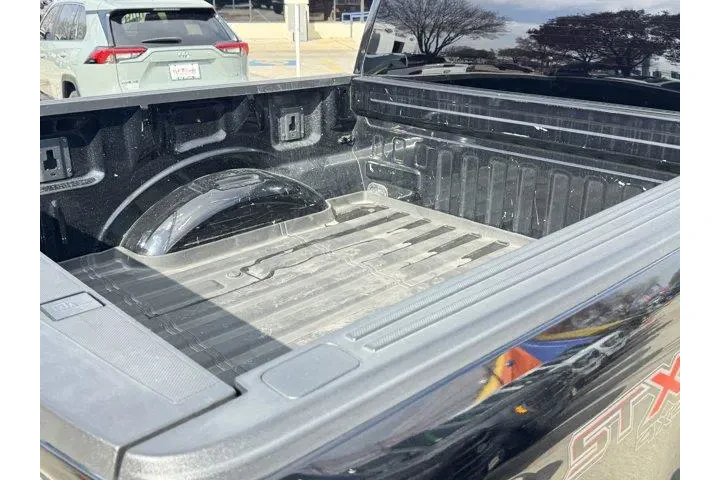 $25874 : Ford F-150 2021 4x4 XL 4dr S image 6