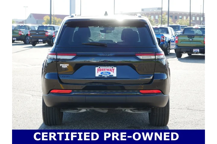 $34397 : Jeep Grand Cherokee 2024 4x4 image 4