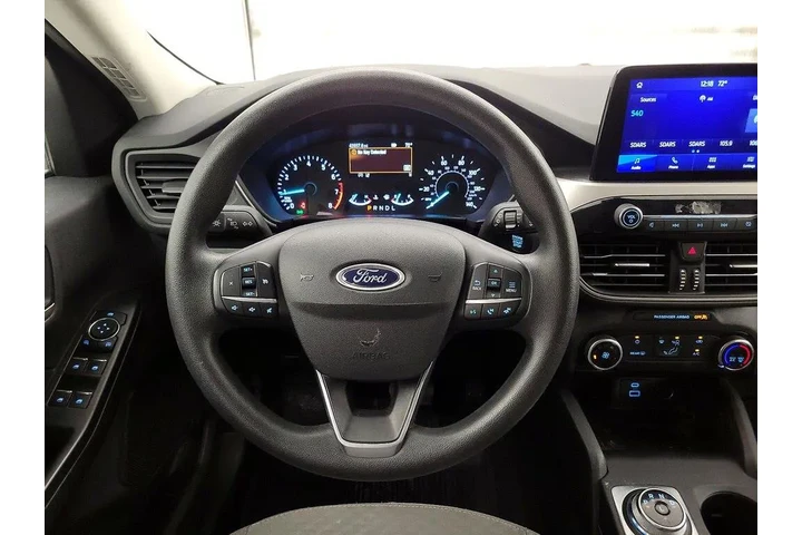 $17998 : Ford Escape 2022 SE 4dr SUV image 10