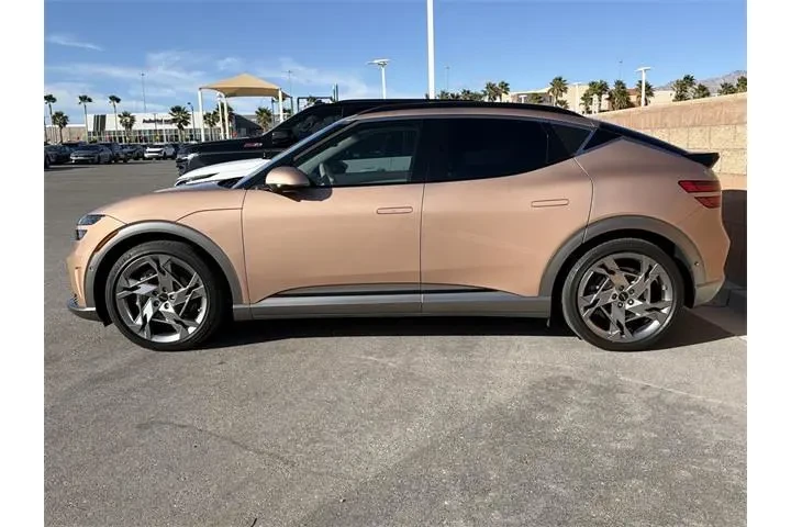 $31588 : Genesis GV60 2023 AWD Perfor image 3