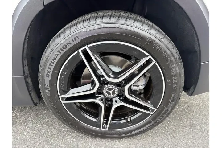 $30988 : Mercedes-Benz GLB 2023 GLB 2 image 9