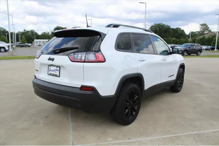 $23999 : Jeep Cherokee 2023 4x4 Altit image 6