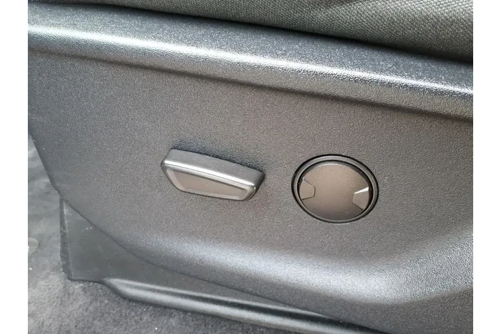 $39999 : Ford F-150 2023 4x4 Lariat 4 image 10