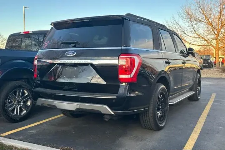 $29995 : Ford Expedition 2019 4x4 XLT image 4