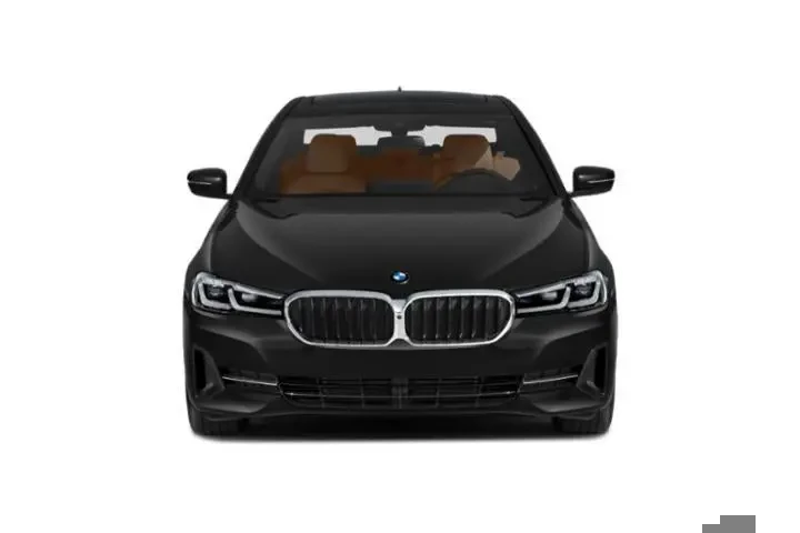 $29943 : BMW 5 Series 2022 AWD 530i x image 4