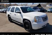 2010 GMC Yukon Denali en Bakersfield