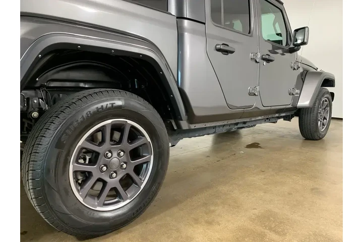 $28927 : Jeep Gladiator 2023 4x4 Over image 9