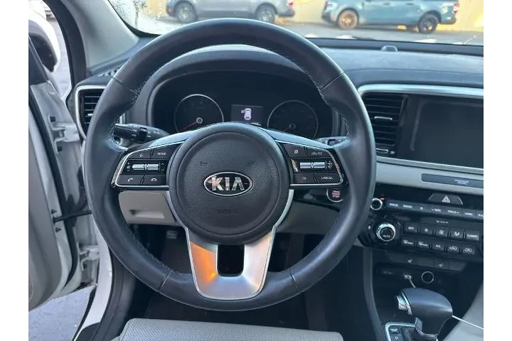 $21338 : Kia Sportage 2020 EX 4dr SUV image 8