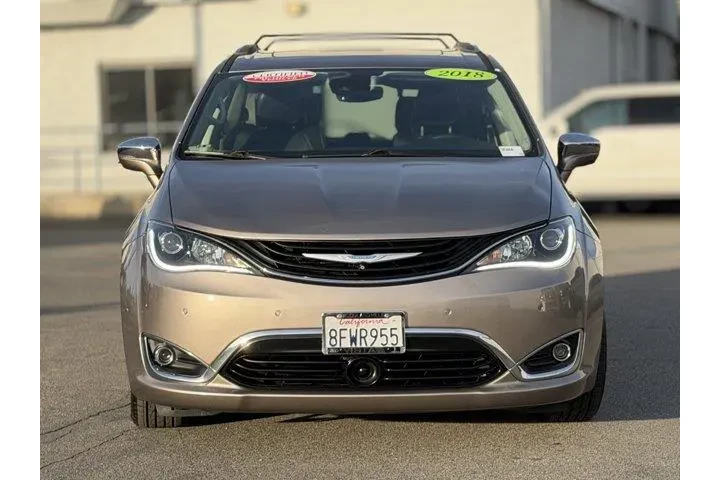 $18995 : Chrysler Pacifica Hybrid 201 image 2