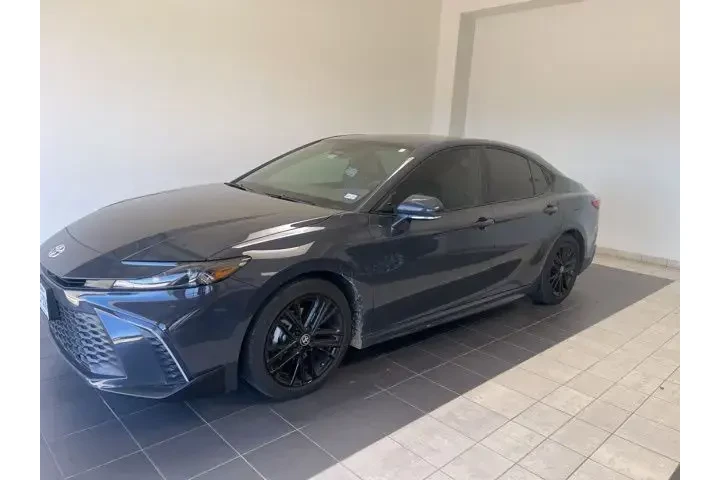 $29141 : Toyota Camry 2025 SE 4dr Sed image 1