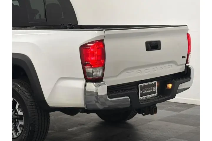 $24500 : Toyota Tacoma 2017 4x4 TRD P image 6