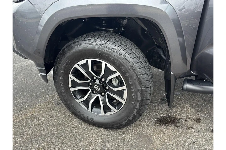 $37708 : Gold Certified 2023 Tacoma TR image 5