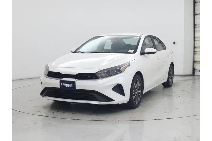 $16998 : Kia Forte 2023 LXS 4dr Sedan image 4