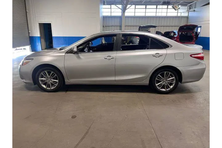 $16514 : Toyota Camry 2016 SE 4dr Sed image 6