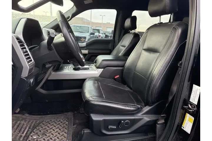 $26000 : Ford F-150 2016 4x4 Lariat 4 image 10