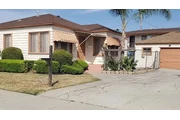 Montebello. Kitchen with newer en Los Angeles