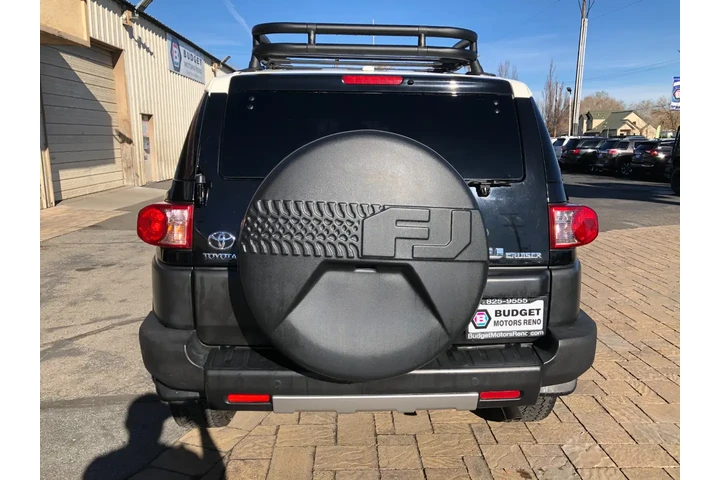 $14419 : 2011 FJ Cruiser 4WD AT image 4