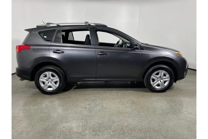 $11995 : Toyota RAV4 2015 AWD LE 4dr image 2
