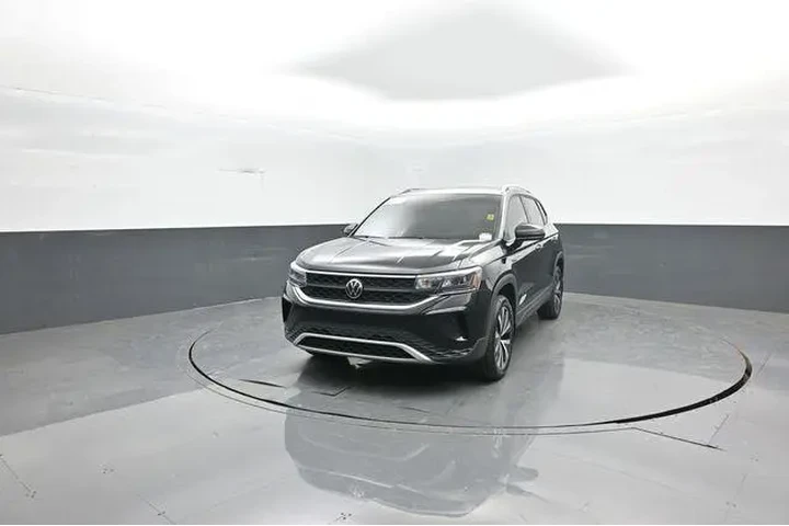 $20696 : Volkswagen Taos 2022 AWD SE image 3