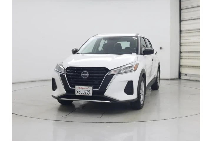 $17998 : Nissan Kicks 2023 S 4dr Cros image 4