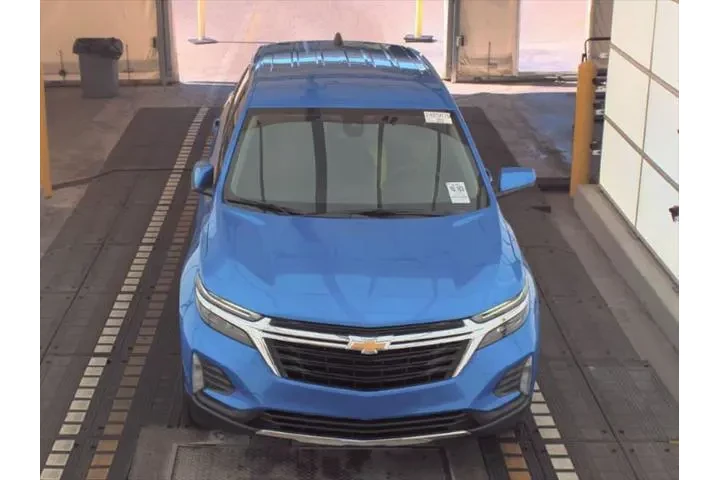 $20293 : Chevrolet Equinox 2024 LT 4d image 2