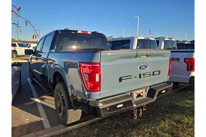 $37500 : Ford F-150 2023 4x4 XLT 4dr image 2