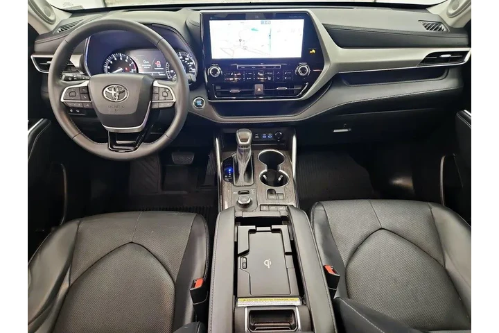 $39998 : Toyota Highlander 2022 AWD P image 9