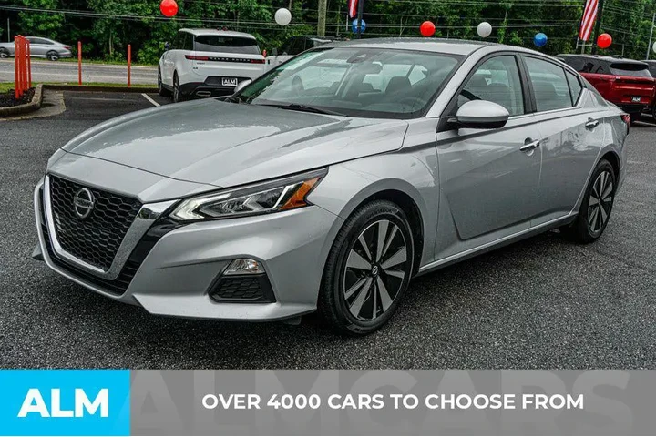 $16920 : Nissan Altima 2022 2.5 SV 4d image 2