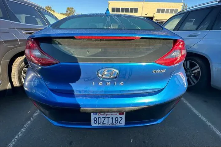 $14990 : Hyundai IONIQ Hybrid 2017 Li image 6
